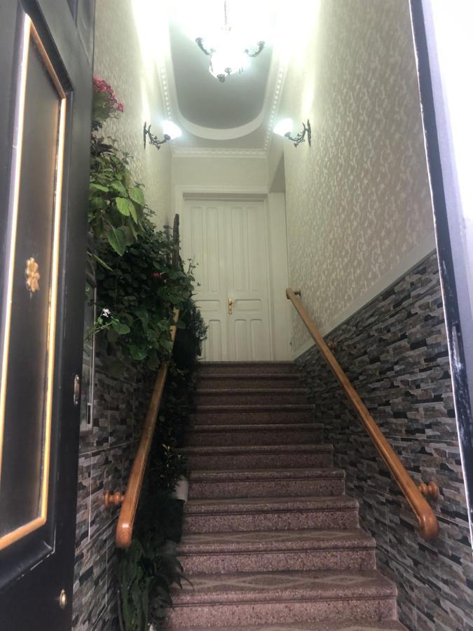 Hostel Temuri Kutaisi Exterior photo